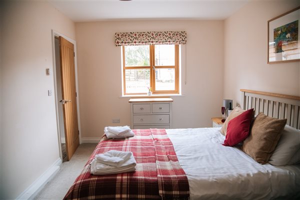 King Sized Bedroom